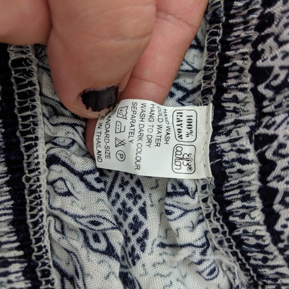 Boho elephant shorts - Picture 3 of 4